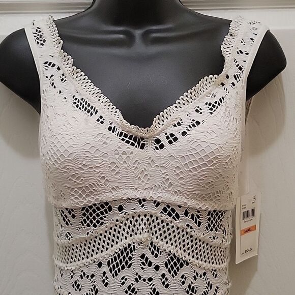 Becca by Rebecca Virtue White Captured Crochet One-Piece Swimsuit - Picture 4 of 16